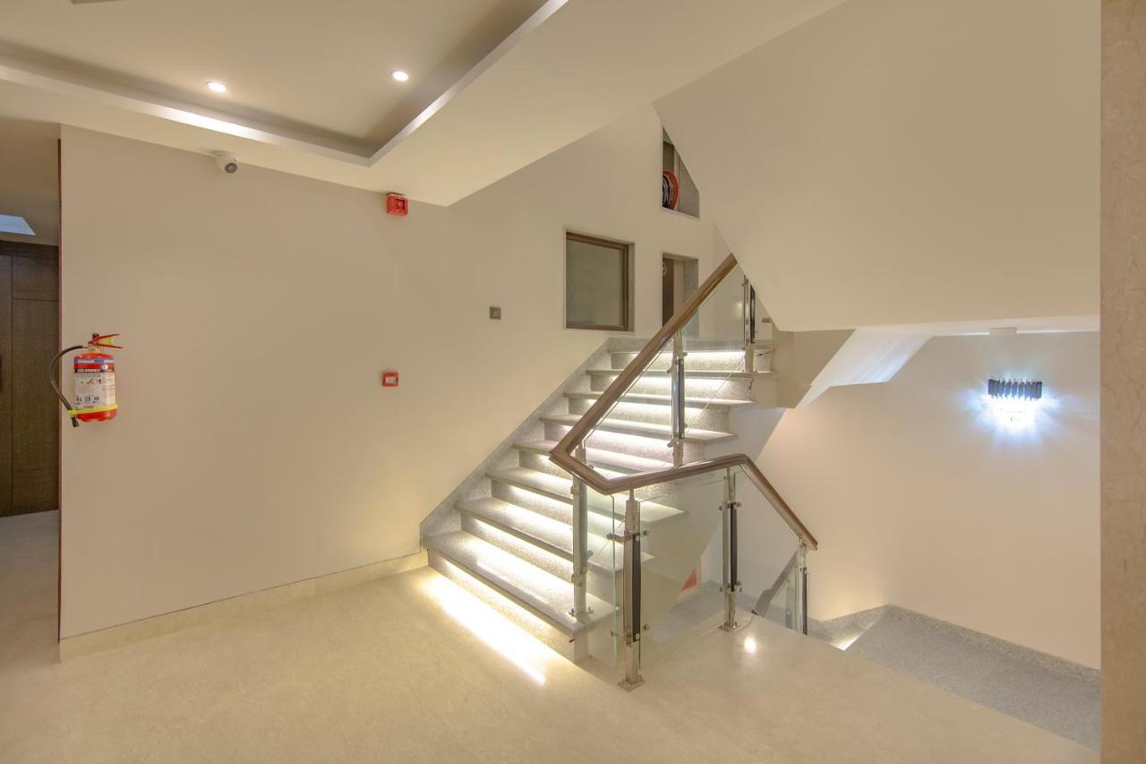 Le Tresor Hotel Ню Делхи Екстериор снимка